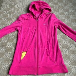 Women’s XS under armour zip up hoodie